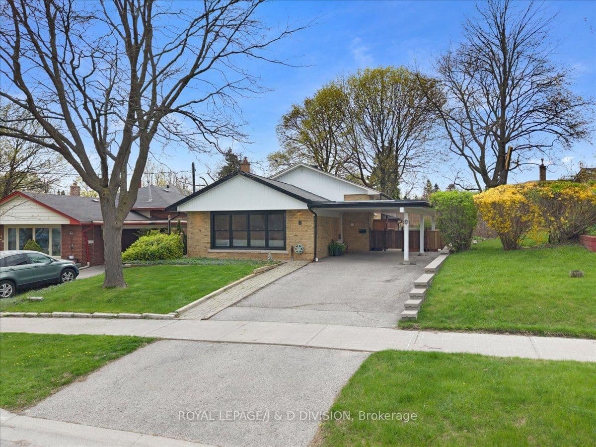 8 Gaiety Drive, Toronto, ON — photo 2