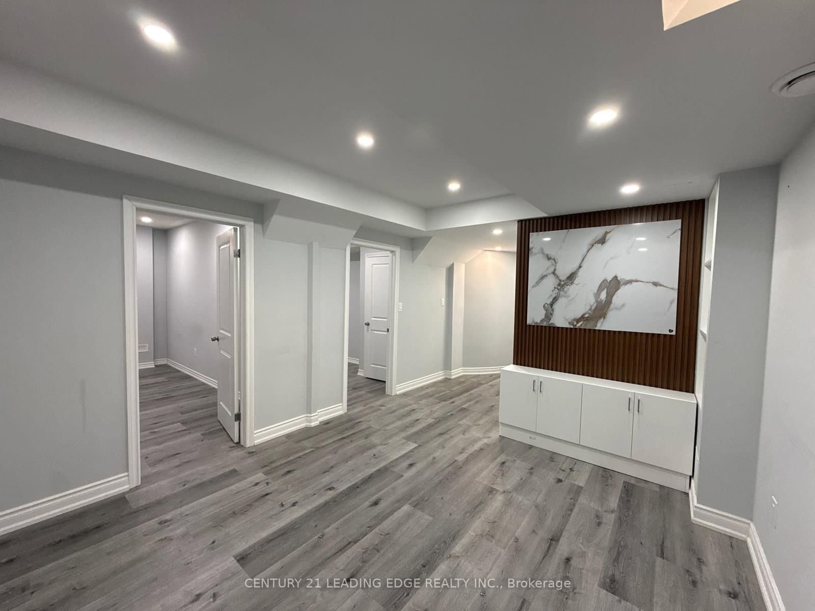 Lower - 11 Northern Breeze Crescent, Whitby, ON — photo 3