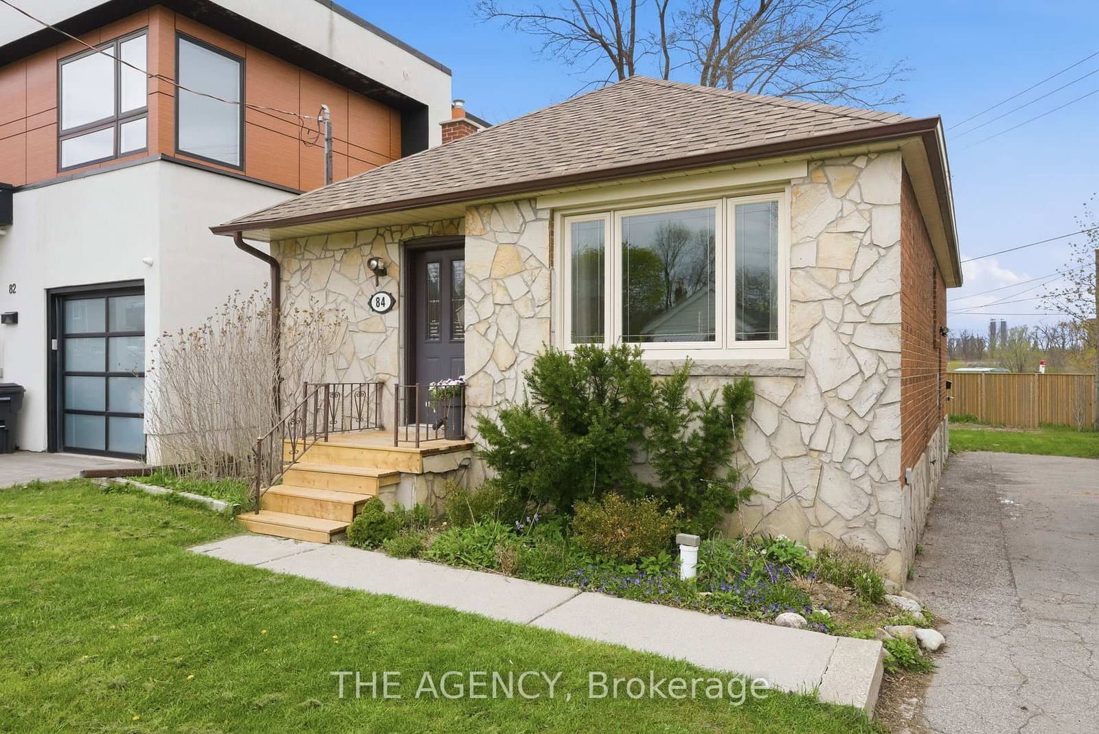 84 Clonmore Drive, Toronto, ON — photo 3