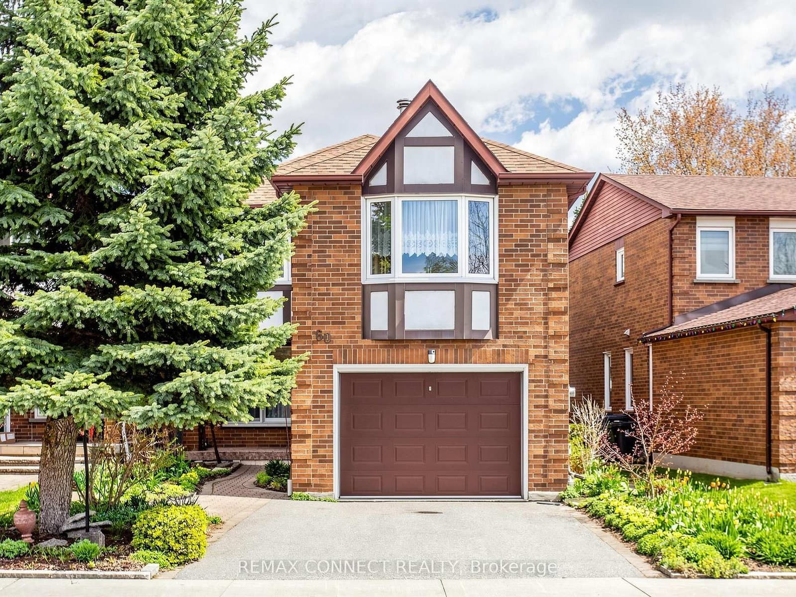 60 Starspray Boulevard, Toronto, ON