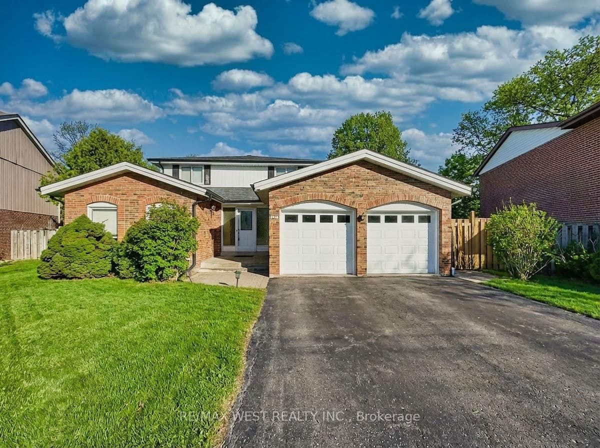 20 Foxwood Grove, Toronto, ON