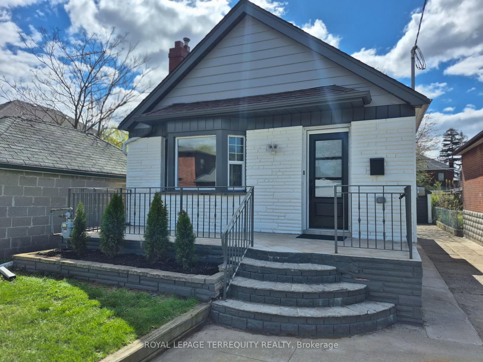 40 Leroy Avenue, Toronto, ON