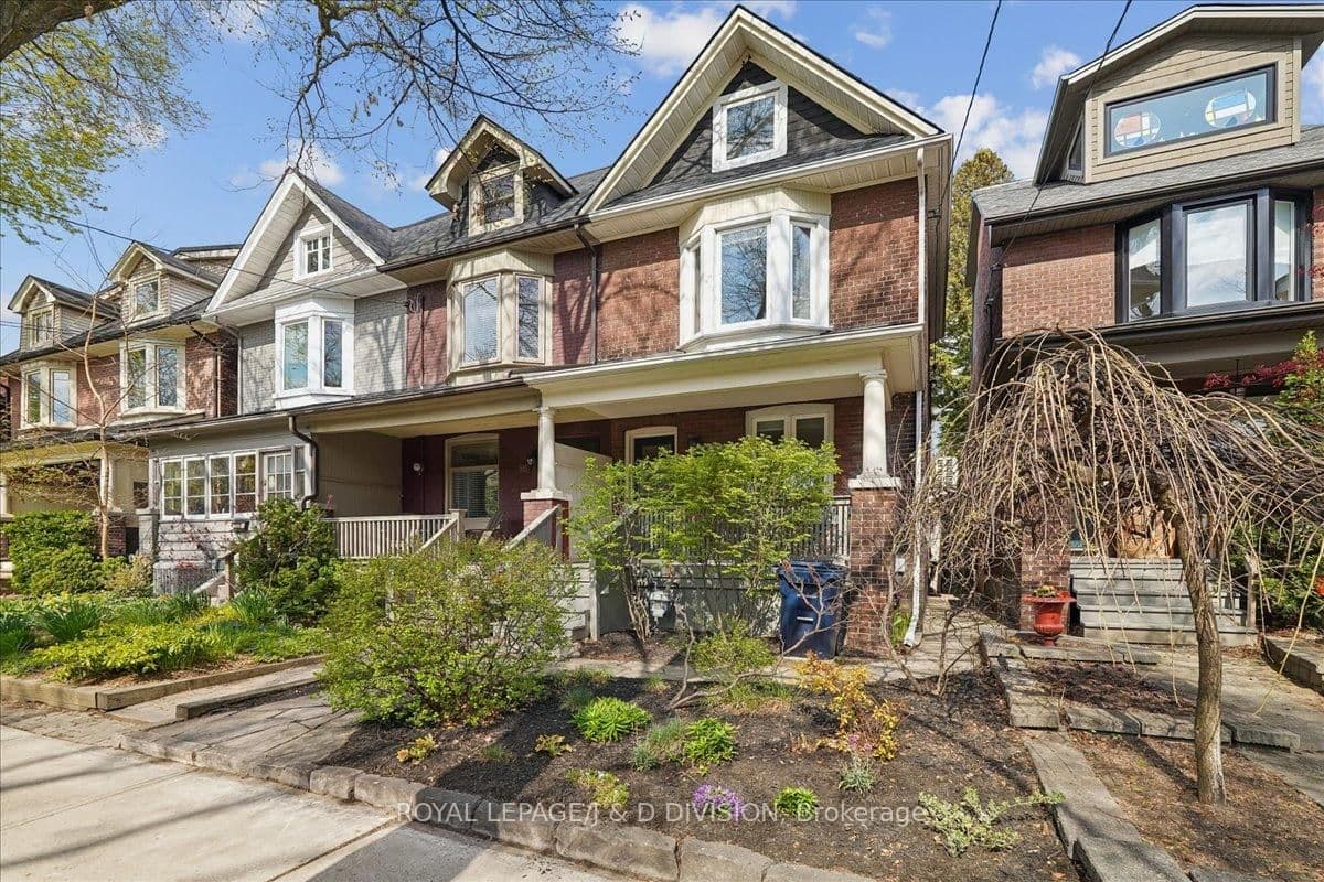 113 Langford Avenue, Toronto, ON — photo 2