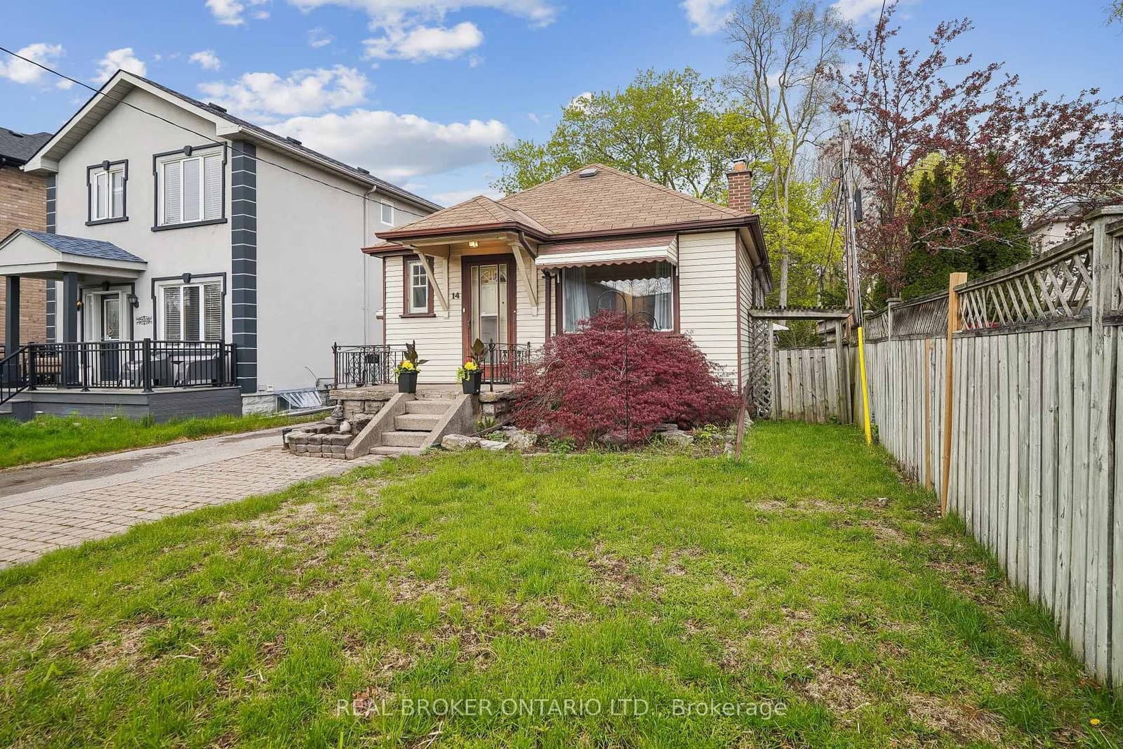 14 Plains Road, Toronto, ON