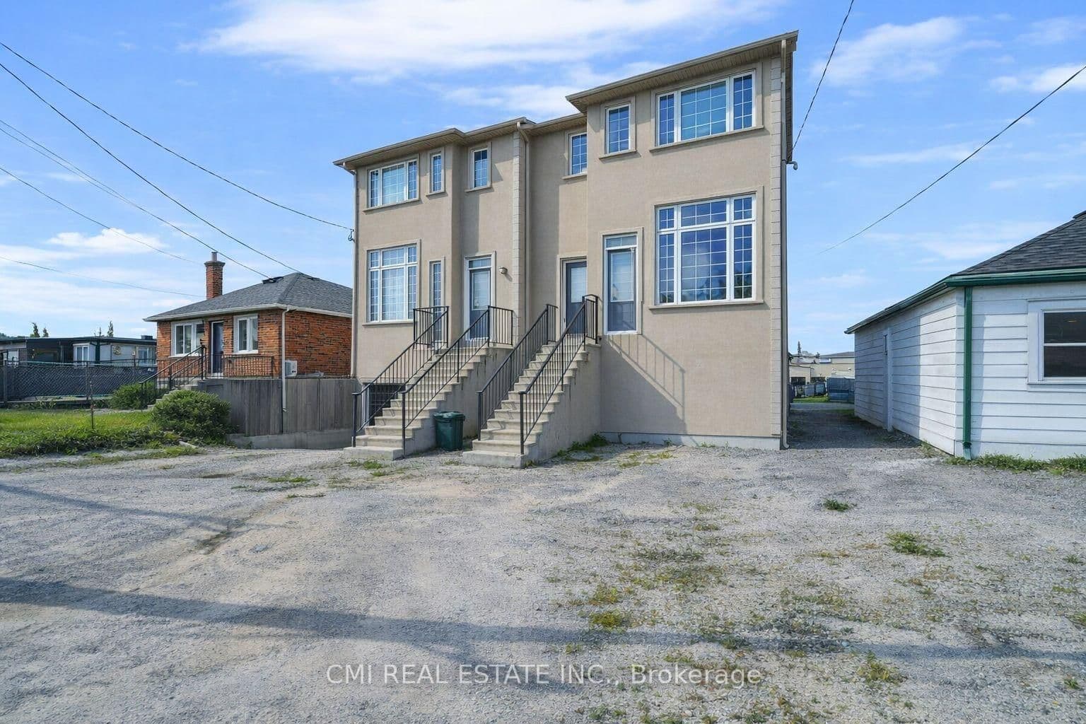 22 Jeavons Avenue, Toronto, ON — photo 2