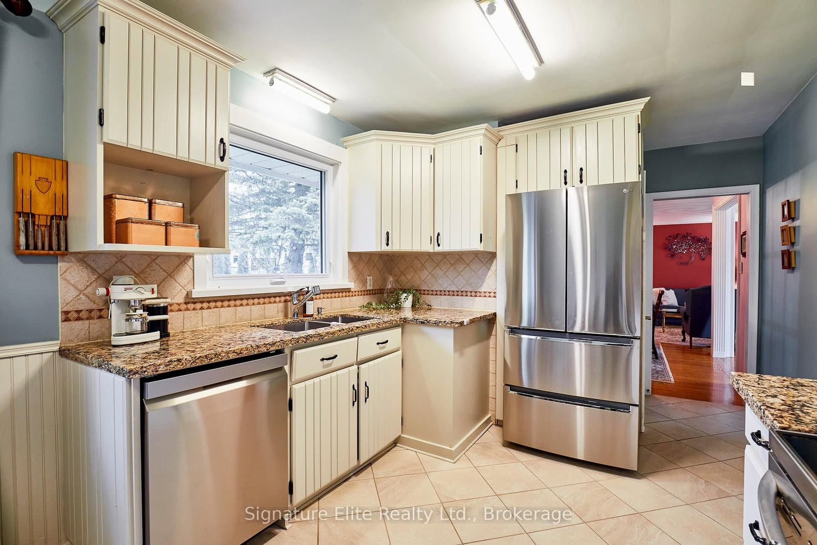 21 Regency Square, Toronto, ON — photo 2