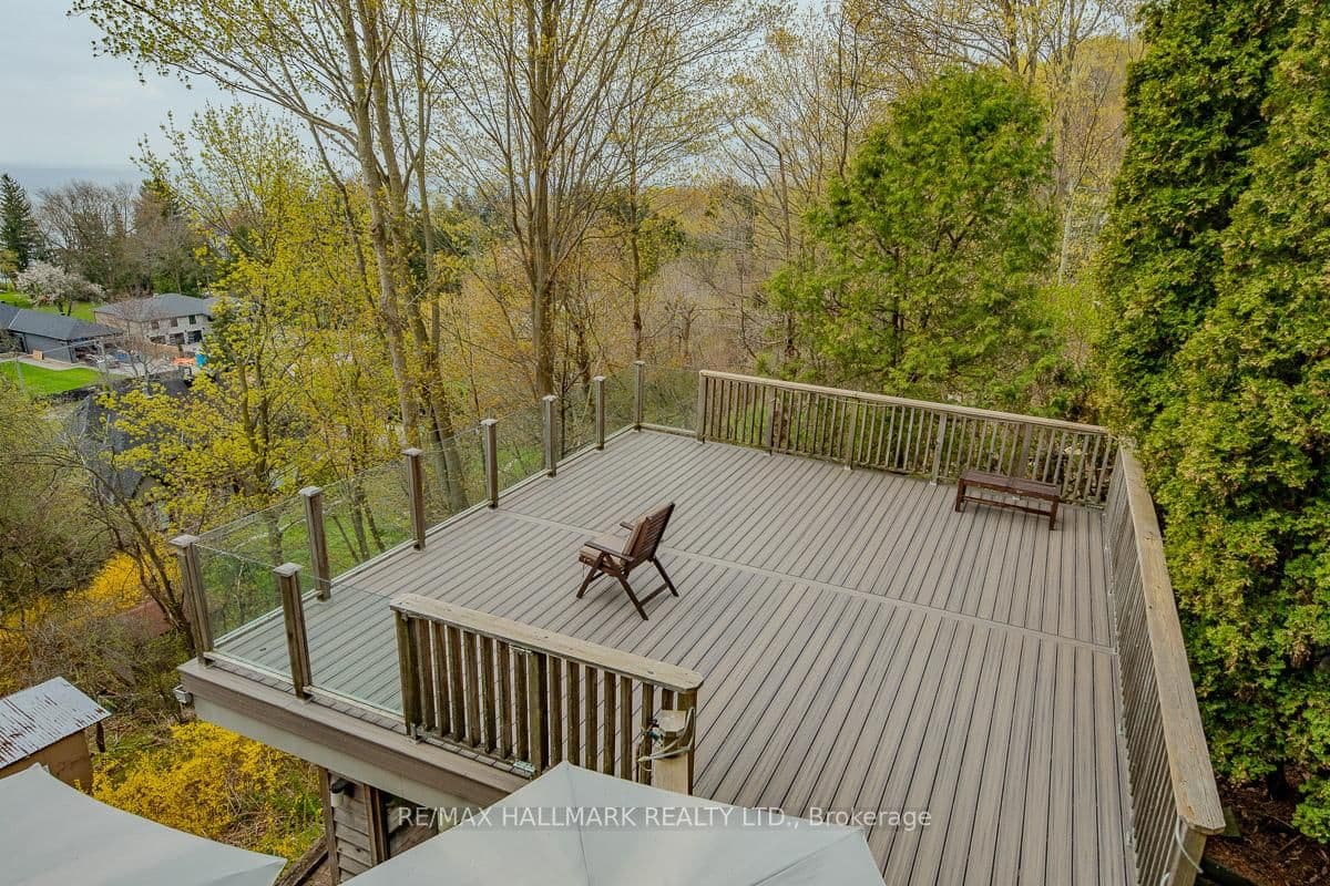 2 Ledge Road, Toronto, ON — photo 2