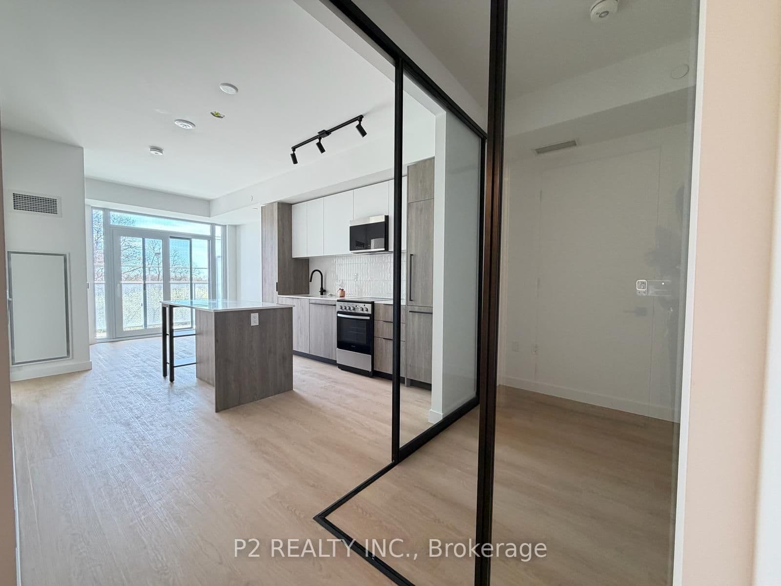 224 - 1635 MILITARY Trail, Toronto, ON — photo 2