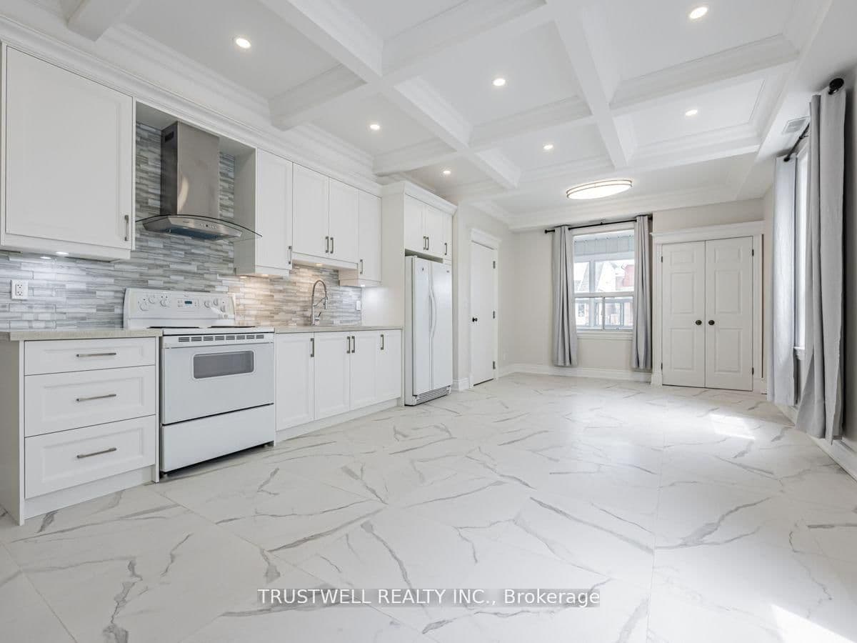 A - 90 Galt Avenue, Toronto, ON — photo 2