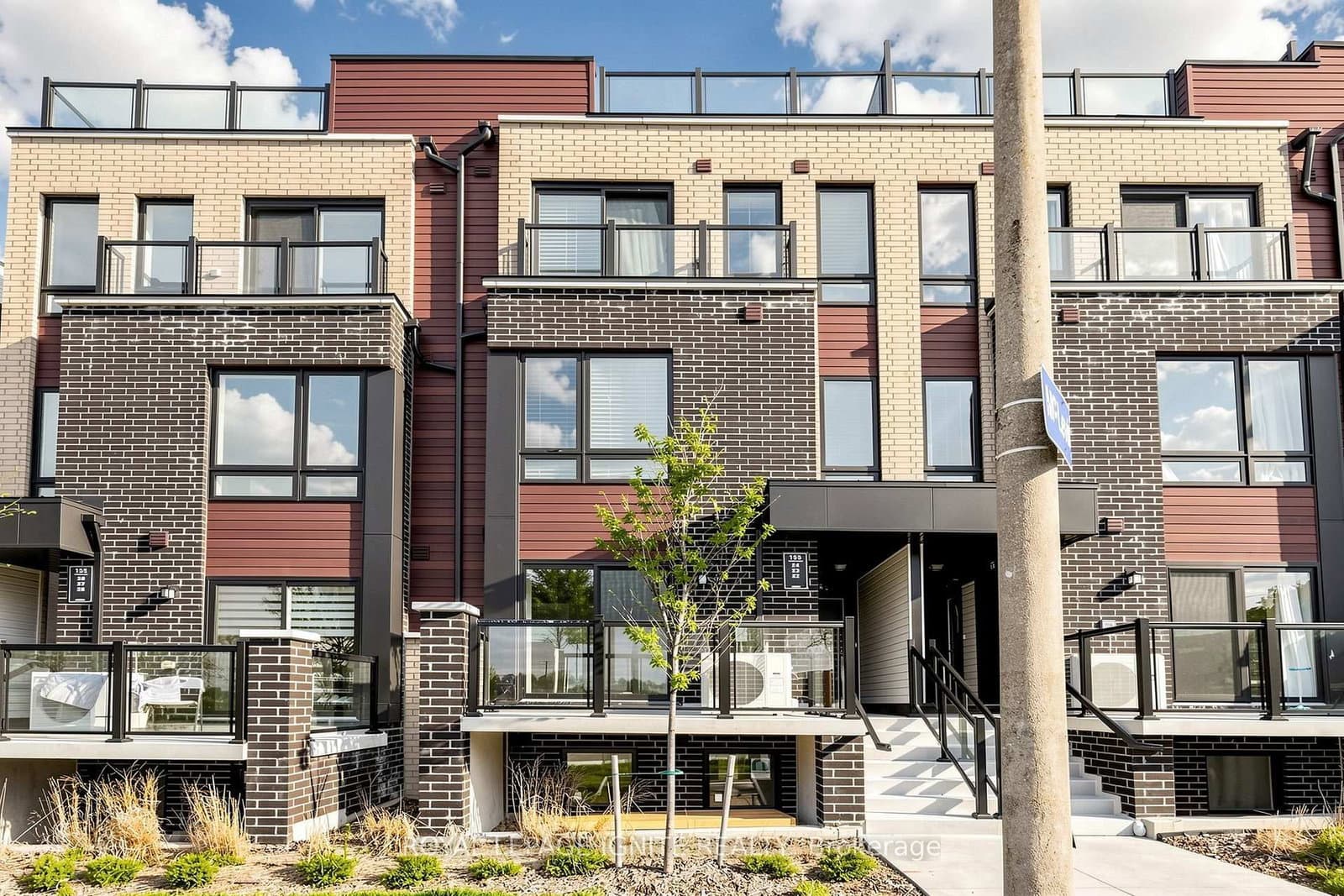 22 - 155 Tapscott Road, Toronto, ON — photo 2