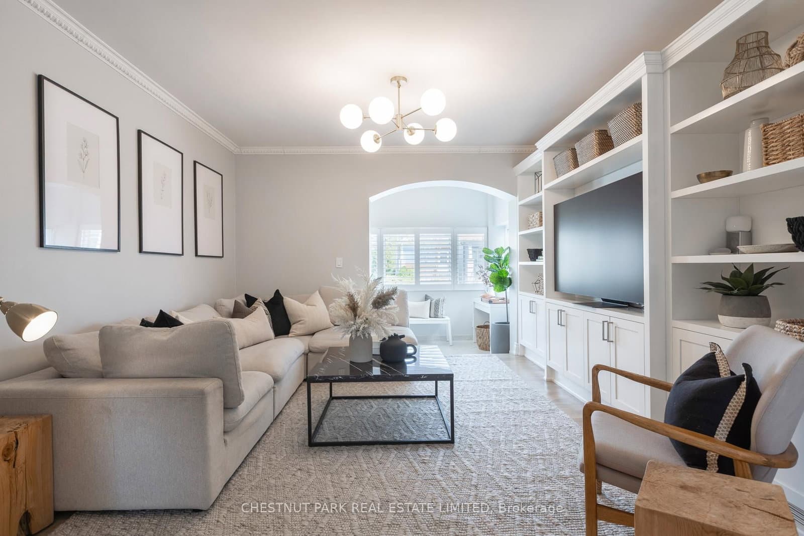 655 Mortimer Avenue, Toronto, ON