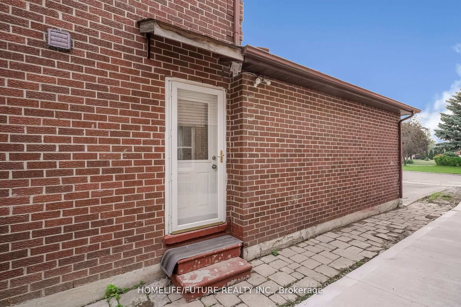 Bsmt - 47 Carisbrooke Square, Toronto, ON — photo 3