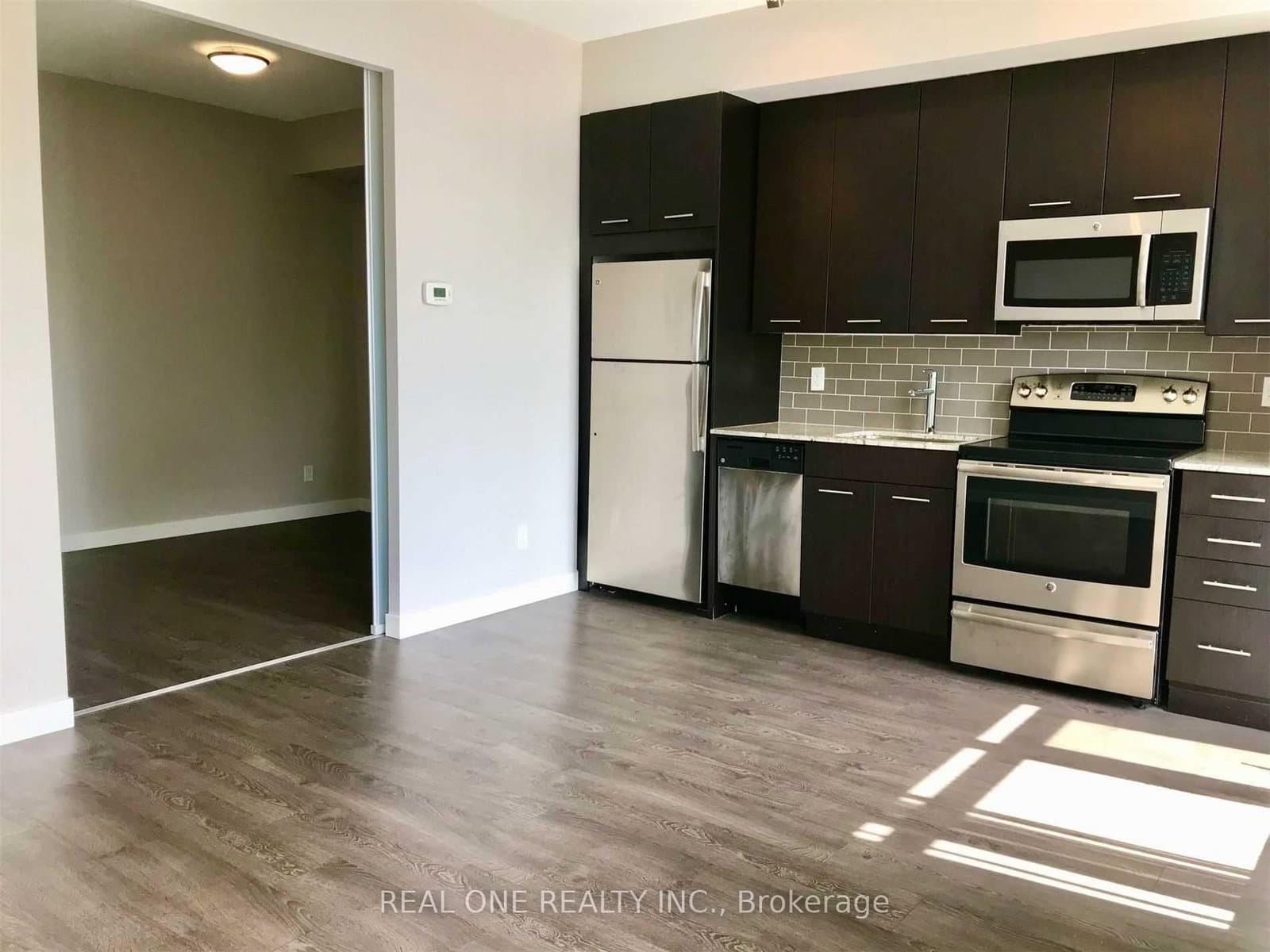 312 - 2055 Danforth Avenue, Toronto, ON — photo 3