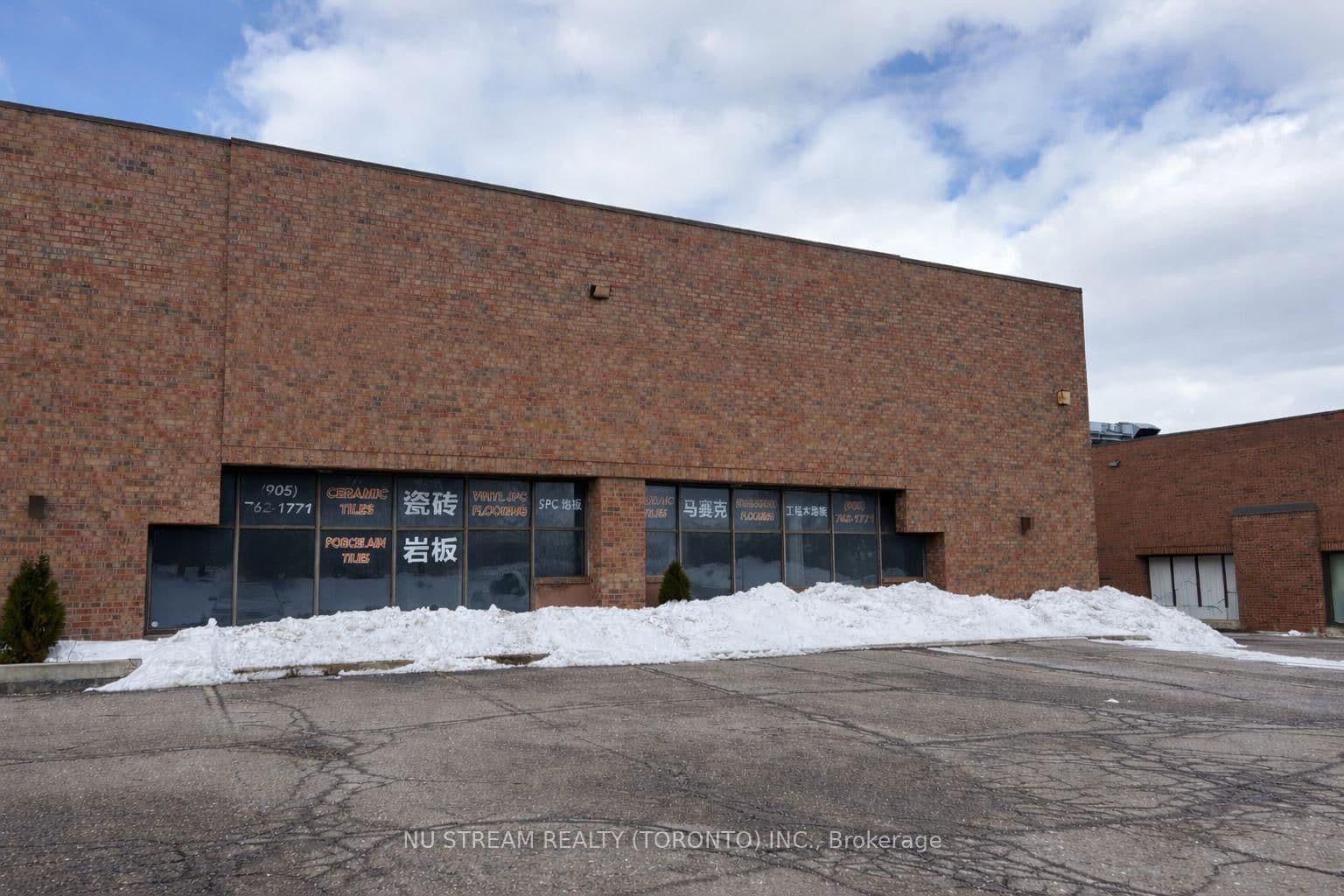 1 - 30 West Pearce Street, Richmond Hill, ON
