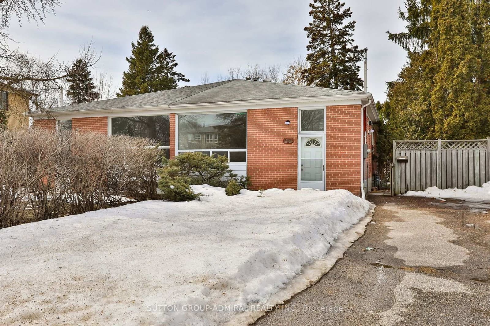 264 McConvey Drive, Richmond Hill, ON