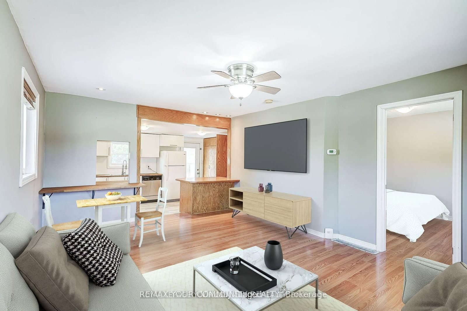 39 Drury Street, Bradford West Gwillimbury, ON