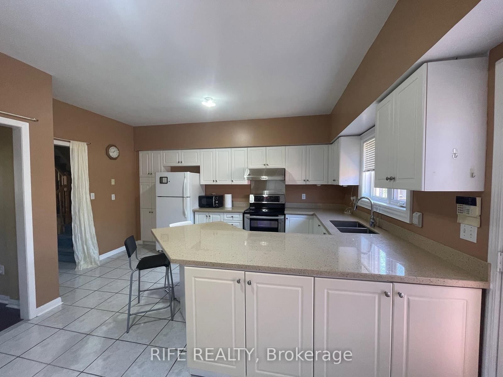 Main - 156 Town Centre Boulevard, Markham, ON