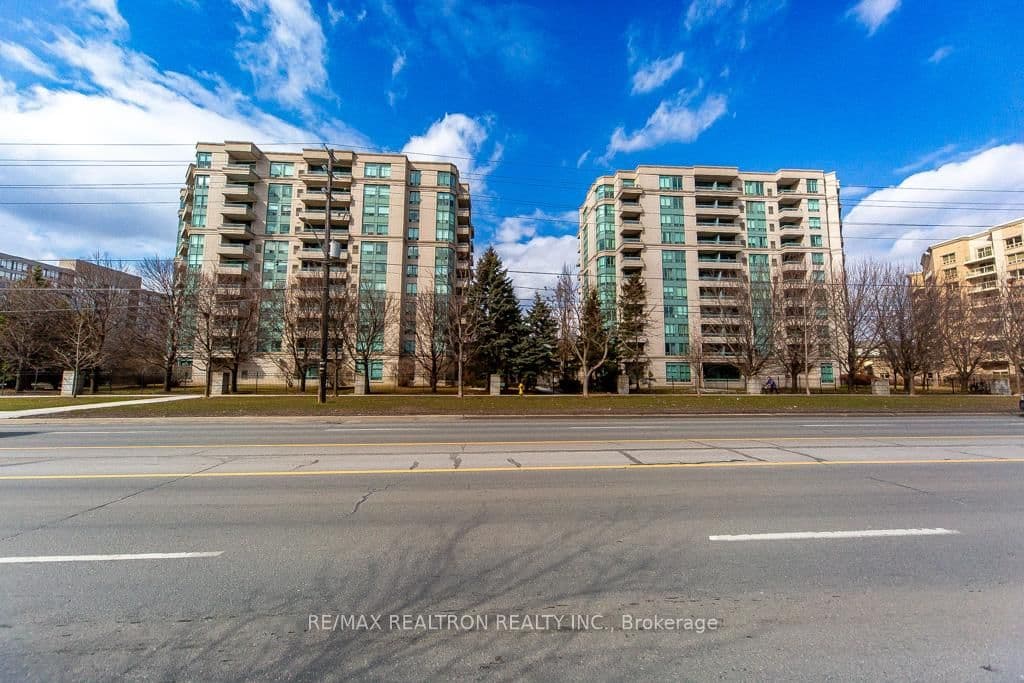 306 - 5 Emerald Lane, Vaughan, ON — photo 2