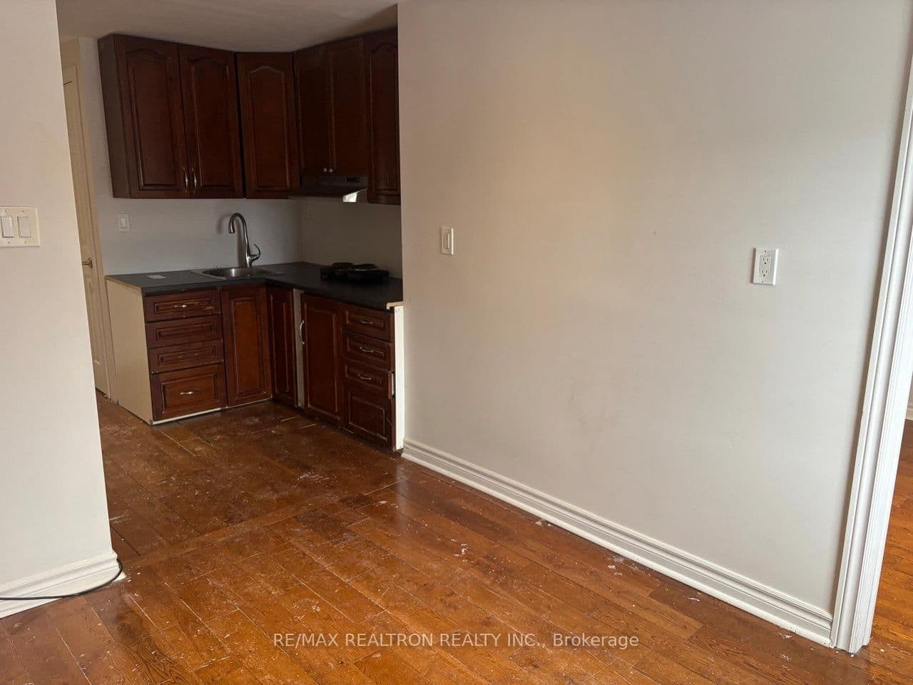 A - 15403 Yonge Street, Aurora, ON — photo 2
