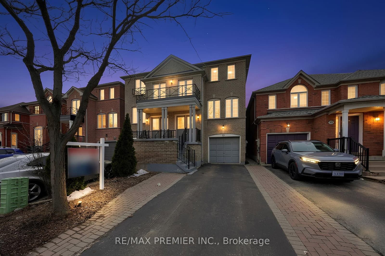12 Yellowood Circle, Vaughan, ON