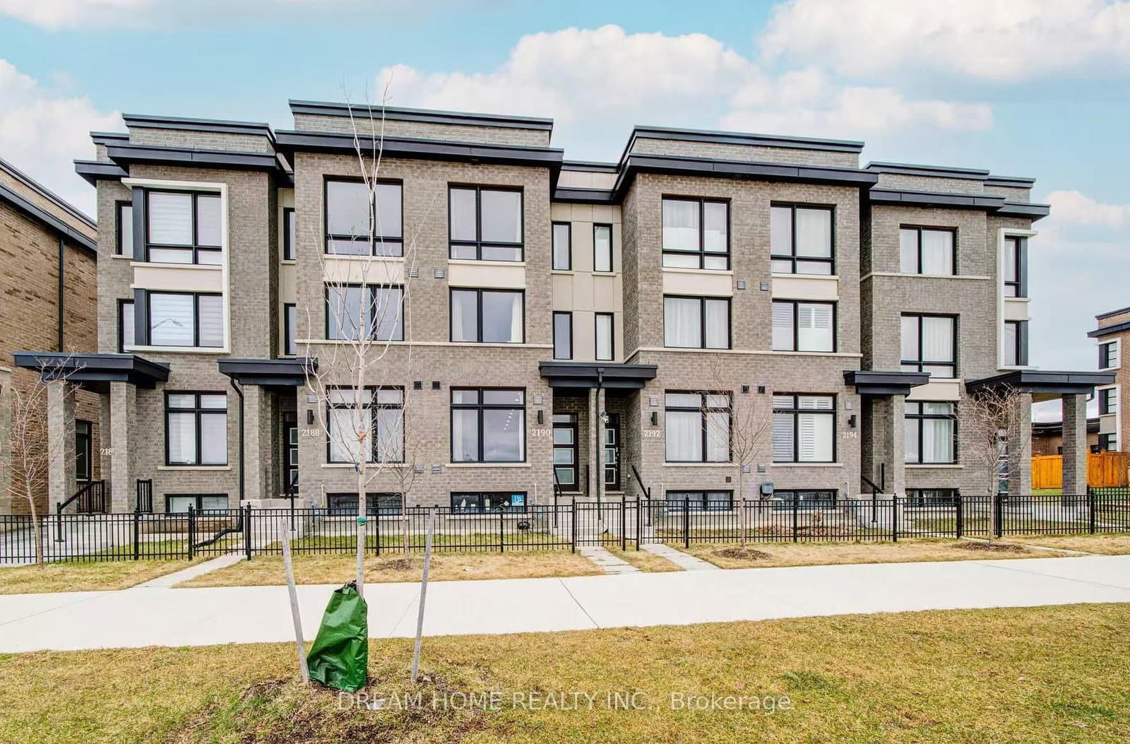2190 Donald Cousens Parkway, Markham, ON