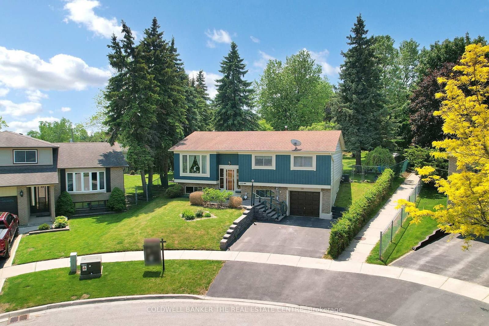 122 Valleyview Crescent, Bradford West Gwillimbury, ON — photo 2