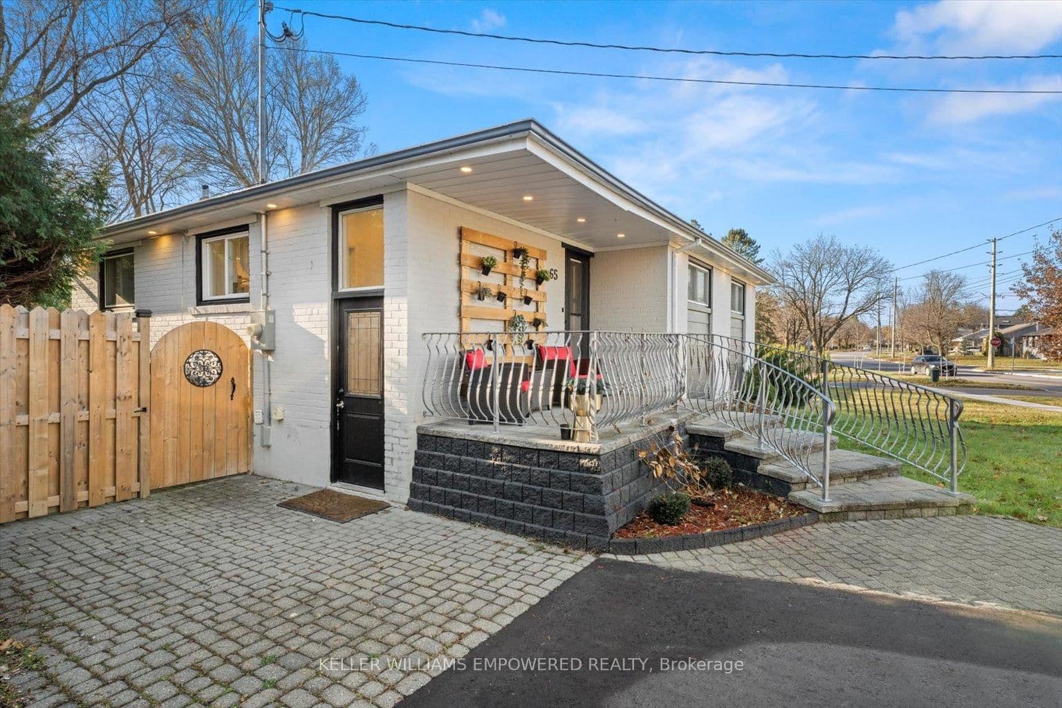 Lower 1 - 65 Murray Drive, Aurora, ON — photo 3