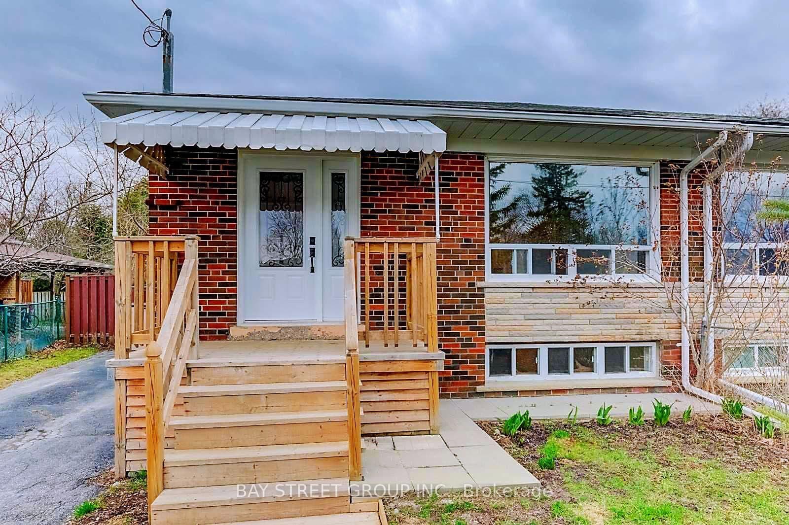 382 Blue Grass Boulevard, Richmond Hill, ON