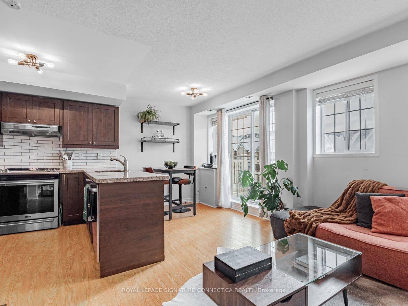 C208 - 110 Cornell Park Avenue, Markham, ON