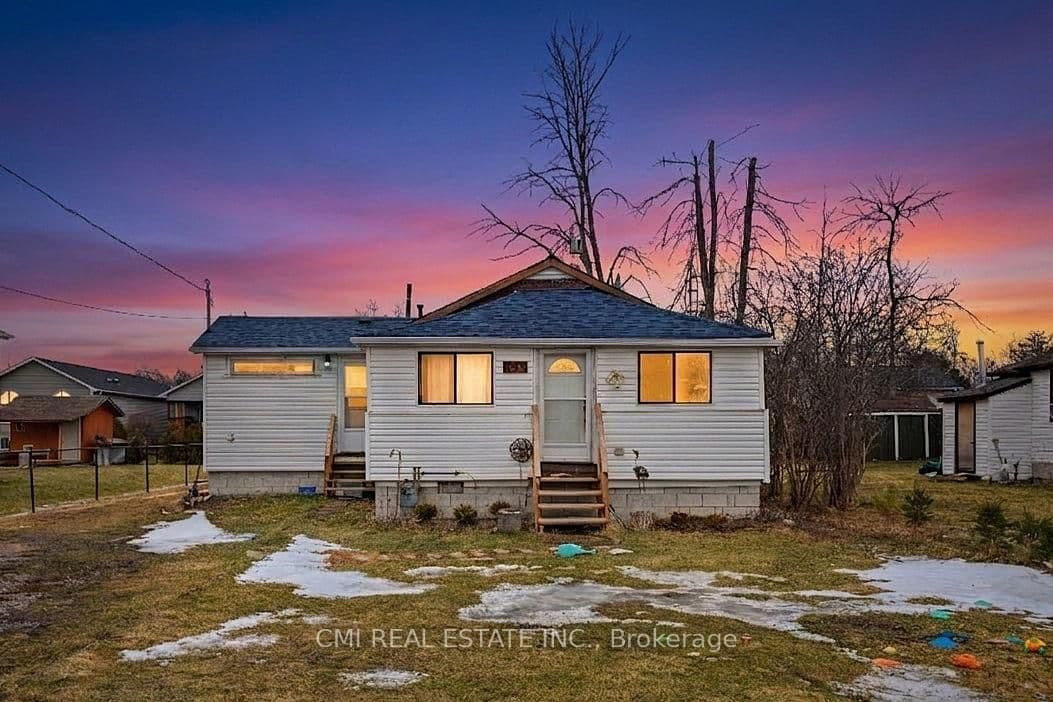 795 Third Avenue, Georgina, ON