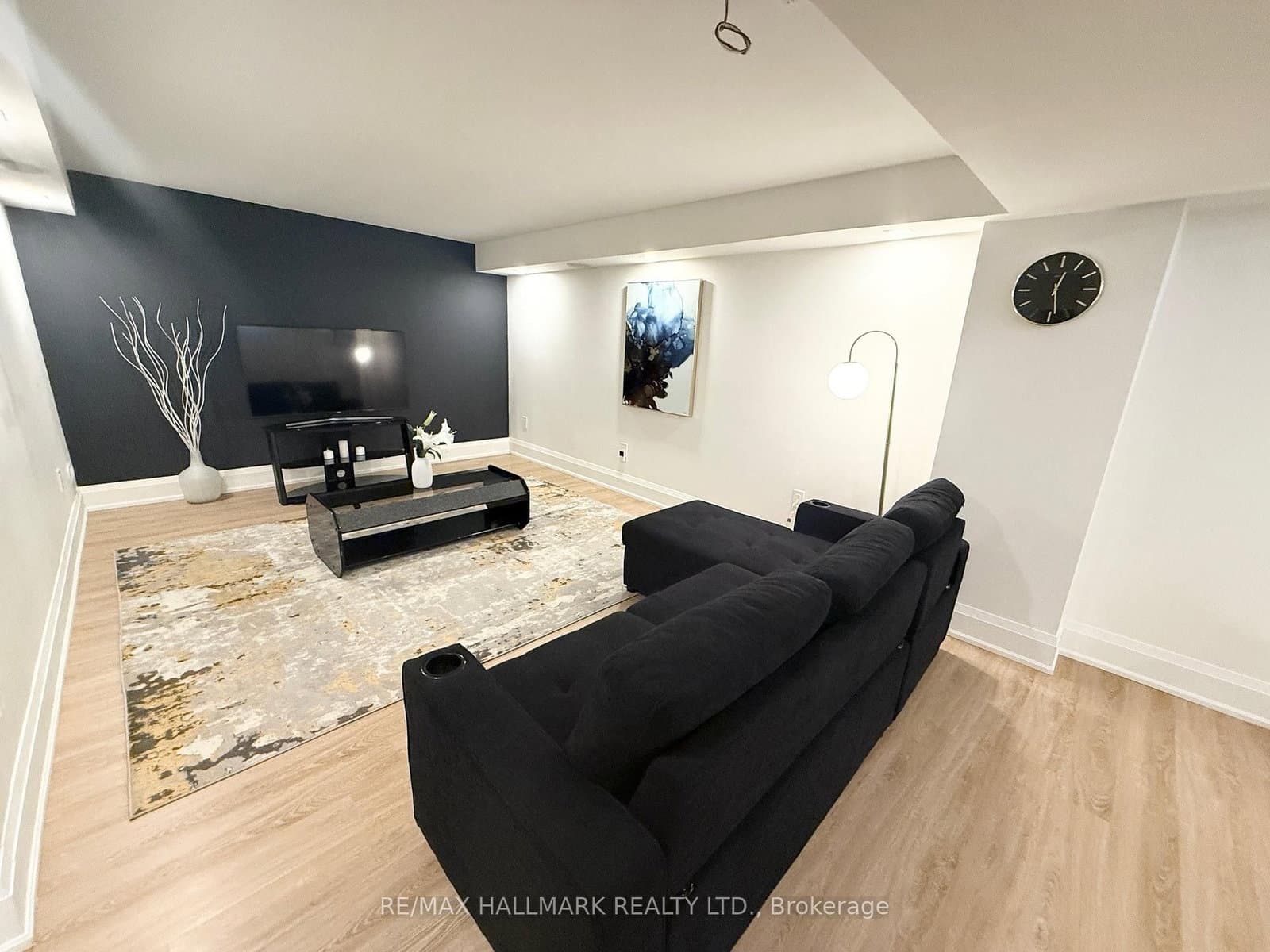 Basement - 7 Charing Crescent, Aurora, ON — photo 2