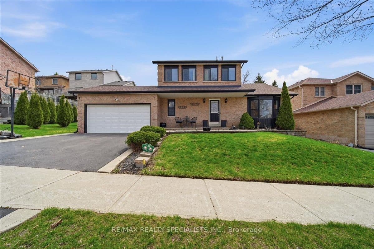 53 Fox Run Lane, Bradford West Gwillimbury, ON