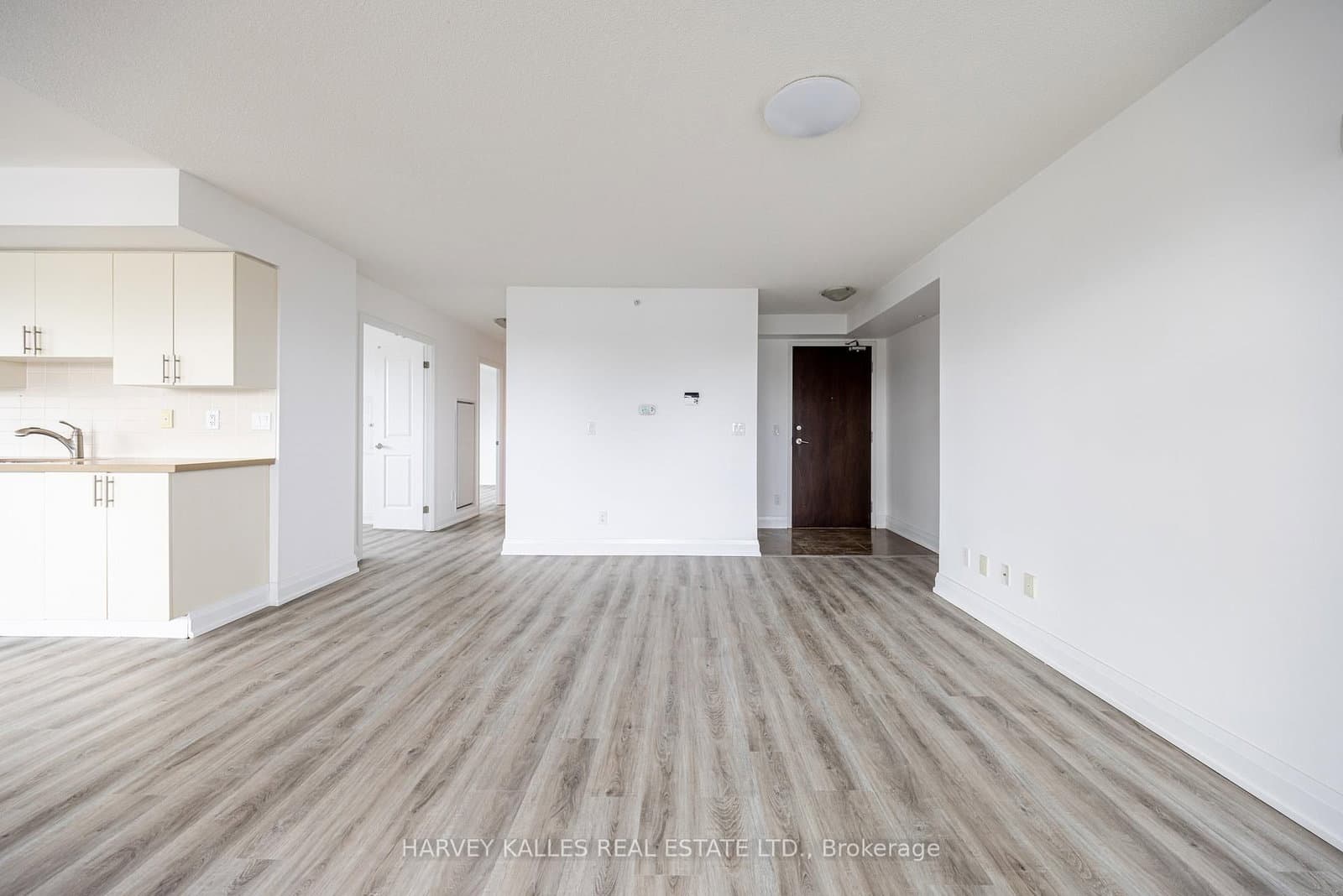 317 - 75 Norman Bethune Avenue, Richmond Hill, ON — photo 2
