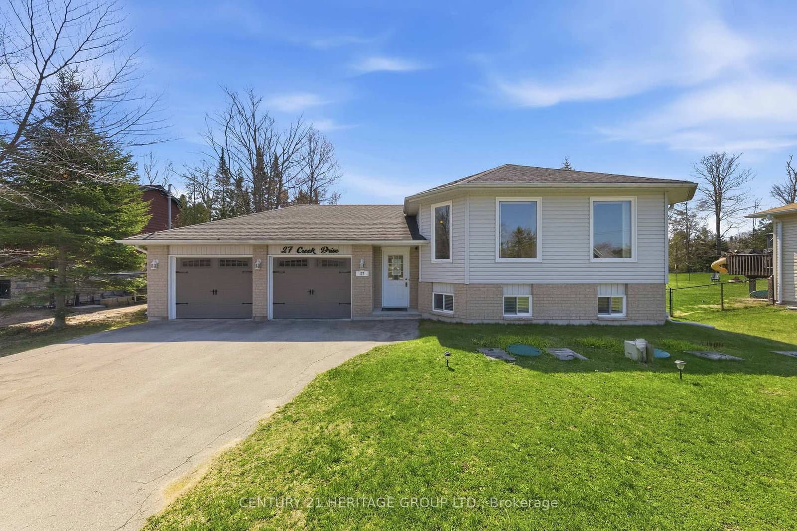 27 Creek Drive, Georgina, ON