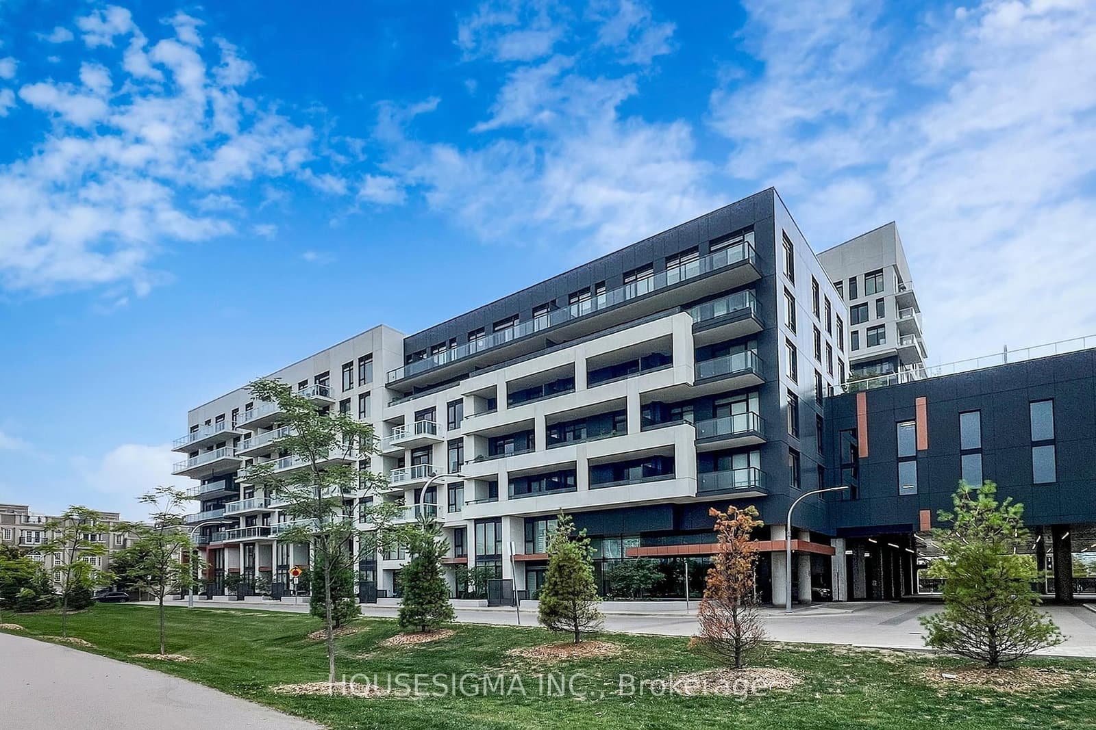 101 - 18 Rouge Valley Drive, Markham, ON