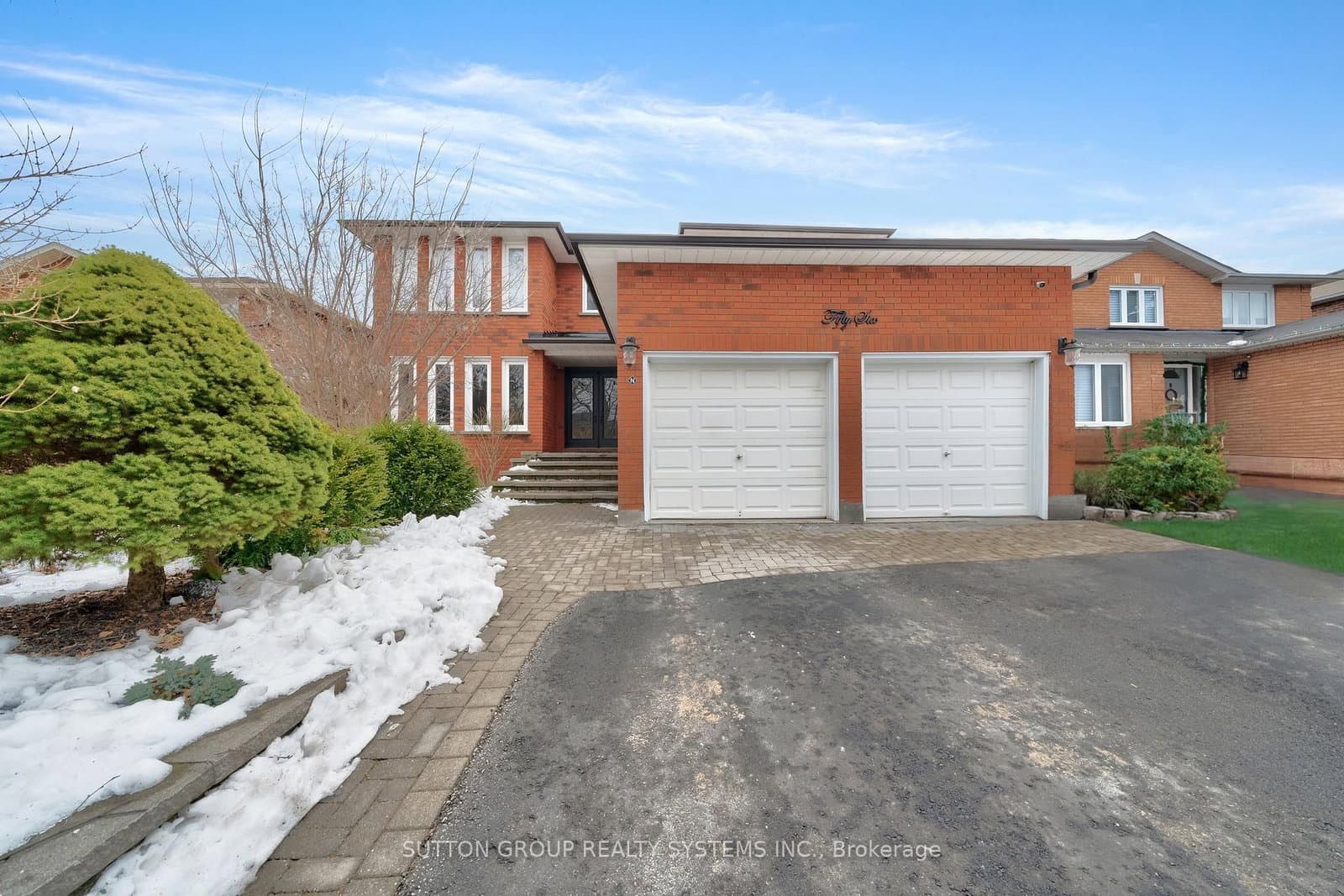 Lower - 56 Ballard Crescent, Newmarket, ON