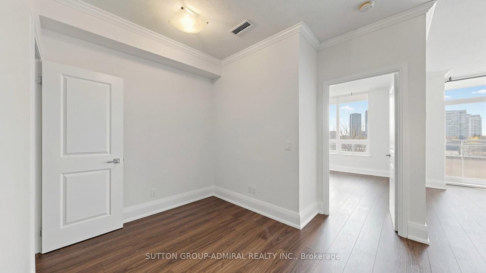 406 - 85 North Park Road, Vaughan, ON — photo 2