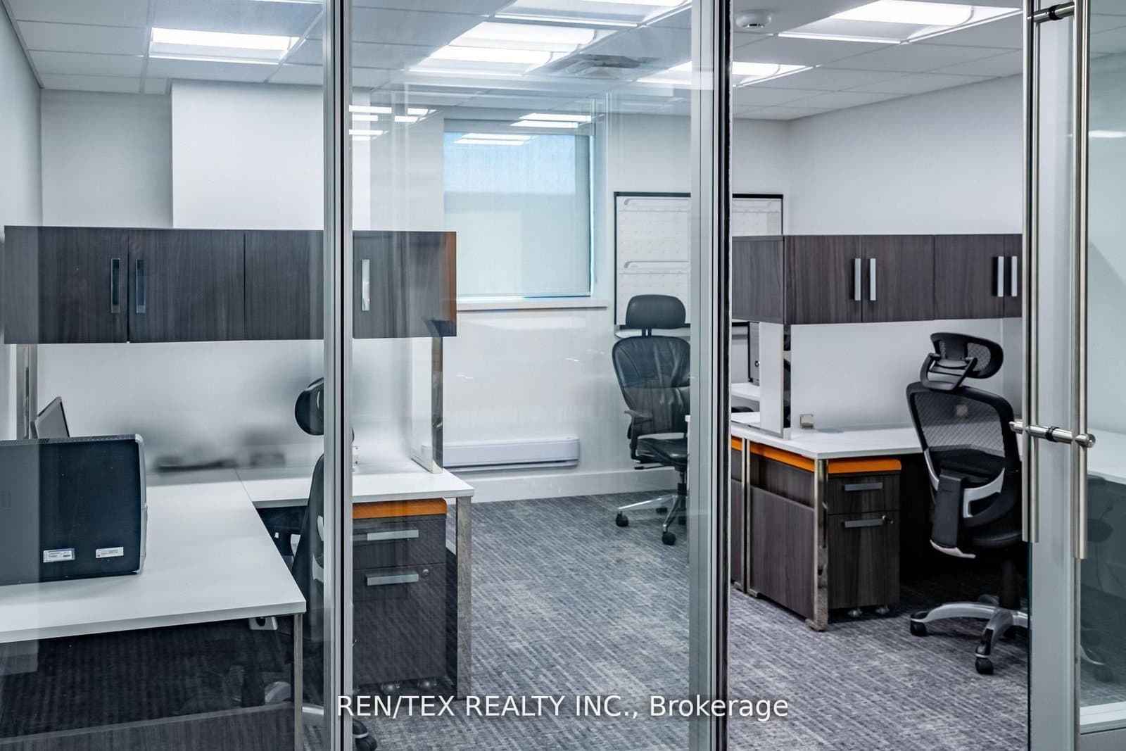 4 2nd Floor + Warehouse - 120 Jevlan Drive, Vaughan, ON — photo 3