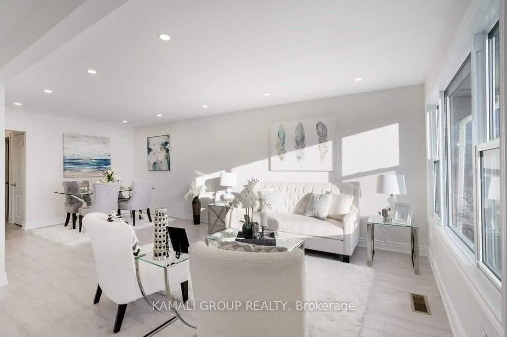 MAIN - 76 Walter Avenue, Newmarket, ON