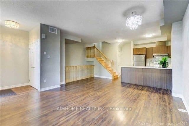 116 Unity Gardens Drive, Markham, ON — photo 2