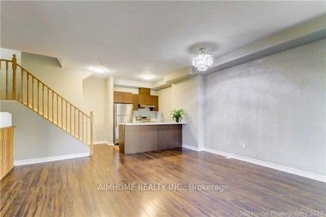 116 Unity Gardens Drive, Markham, ON — photo 3