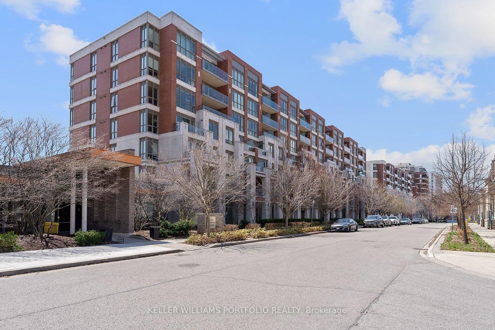 607 - 39 Upper Duke Crescent, Markham, ON