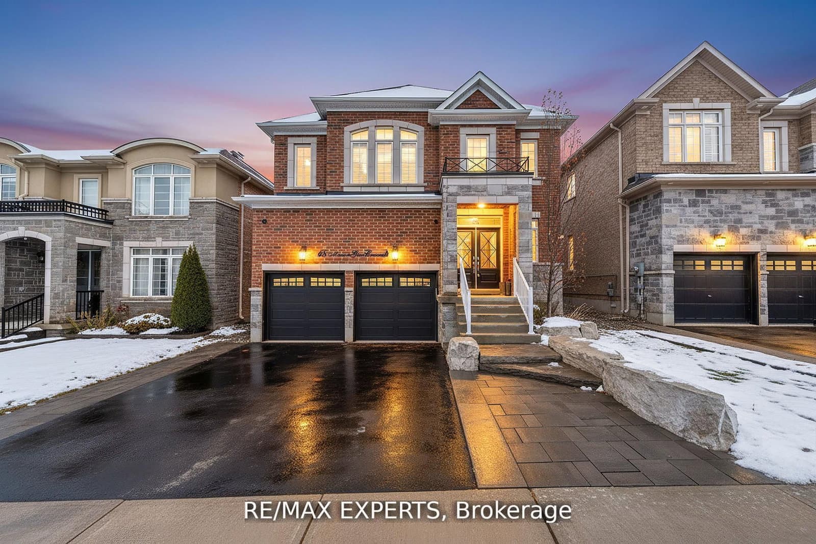 48 Manor Glen Crescent, East Gwillimbury, ON