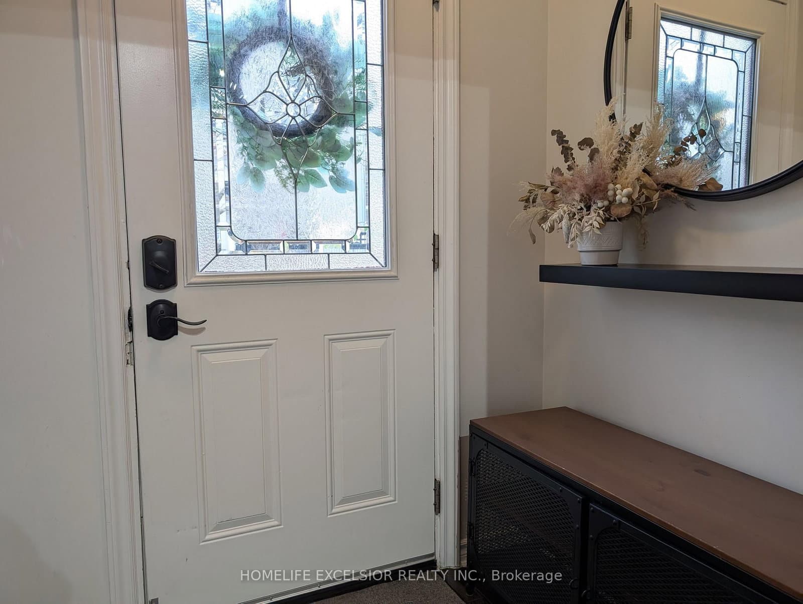 4 Albert Street, Whitchurch-Stouffville, ON — photo 2