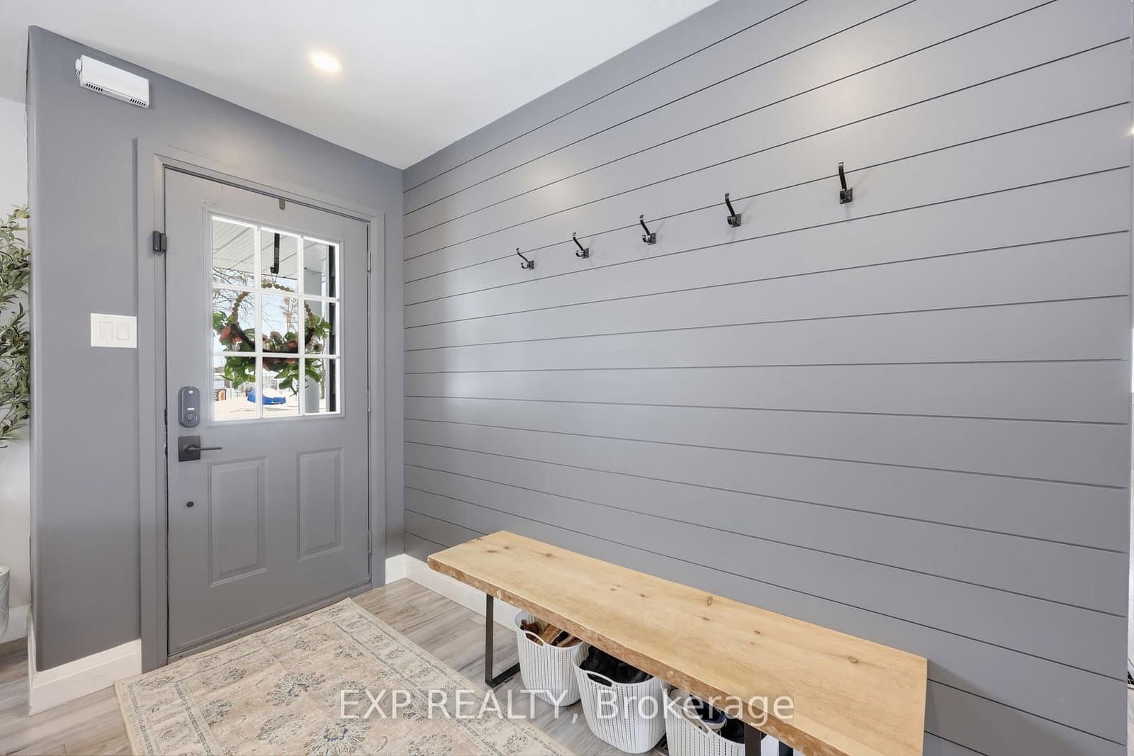 22 Cecil Street, Essa, ON — photo 2