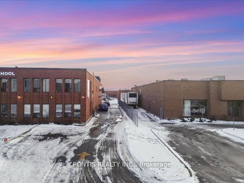 7 BRADWICK Drive, Vaughan, ON — photo 3
