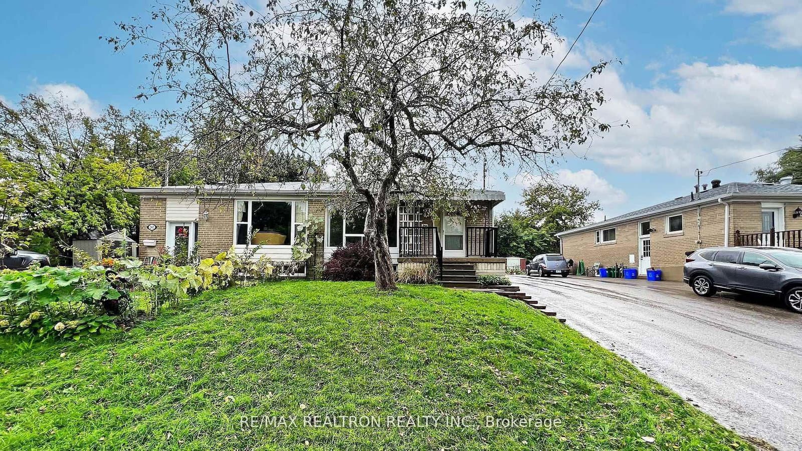 Main - 244 Browndale Crescent, Richmond Hill, ON