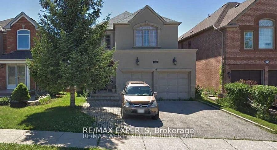MAIN FLOOR - 221 Matthew Drive, Vaughan, ON