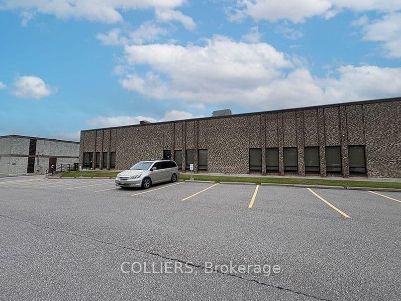1-2 - 121 Granton Drive, Richmond Hill, ON