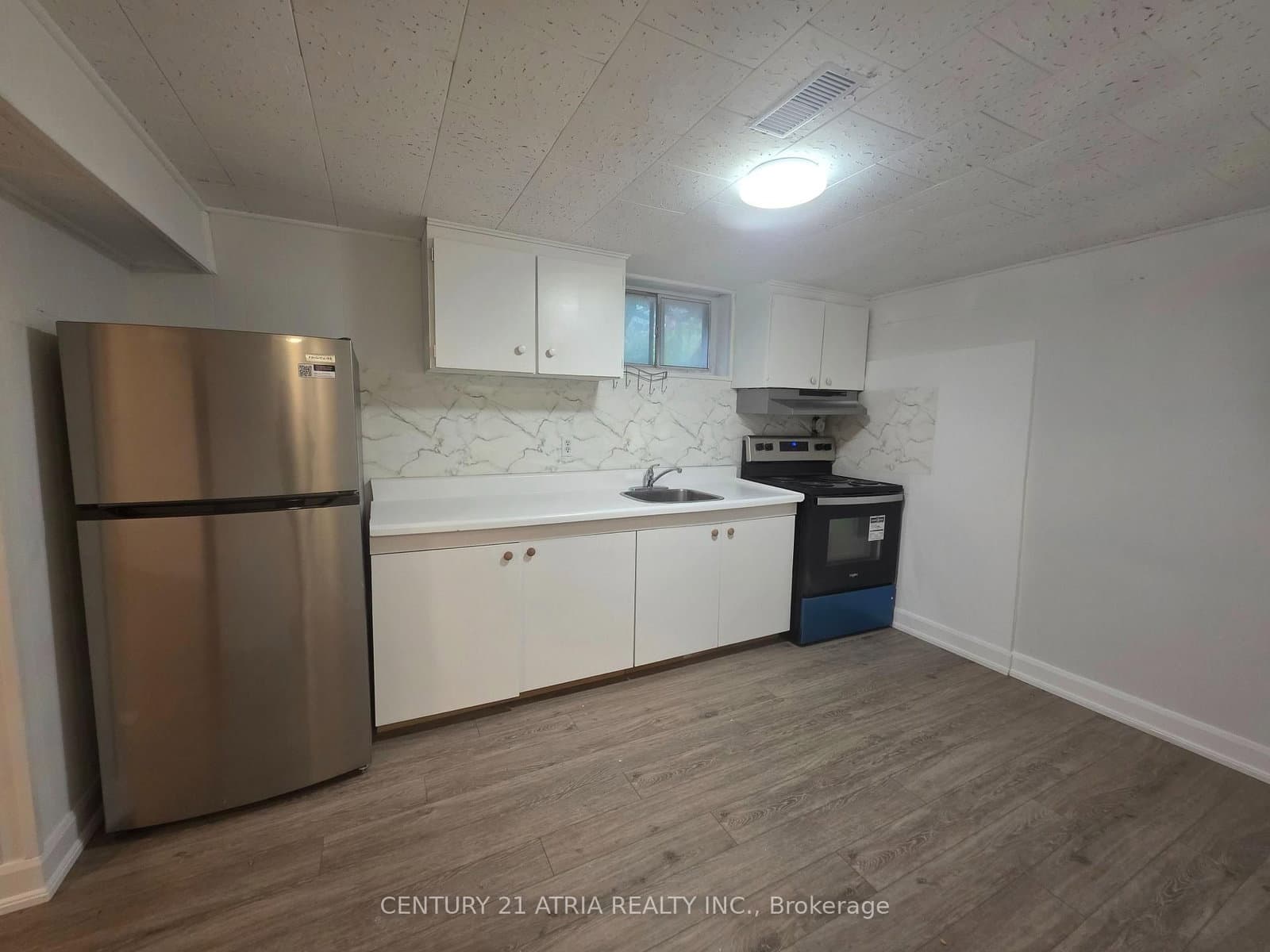 Lower - 21 Meadowview Avenue, Markham, ON — photo 2
